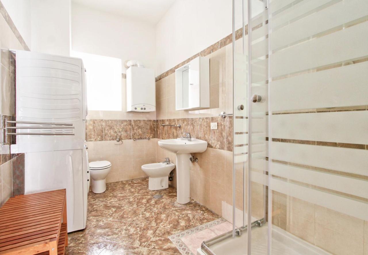 Roman Apartment ภายนอก รูปภาพ